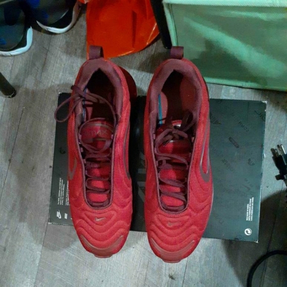 SOLD air max 720 - Picture 4 of 6